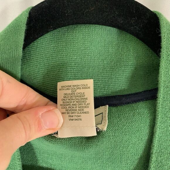 LL Bean Vest Women's Large Green Button Front Pockets Vneck 100% Cotton - Picture 5 of 6